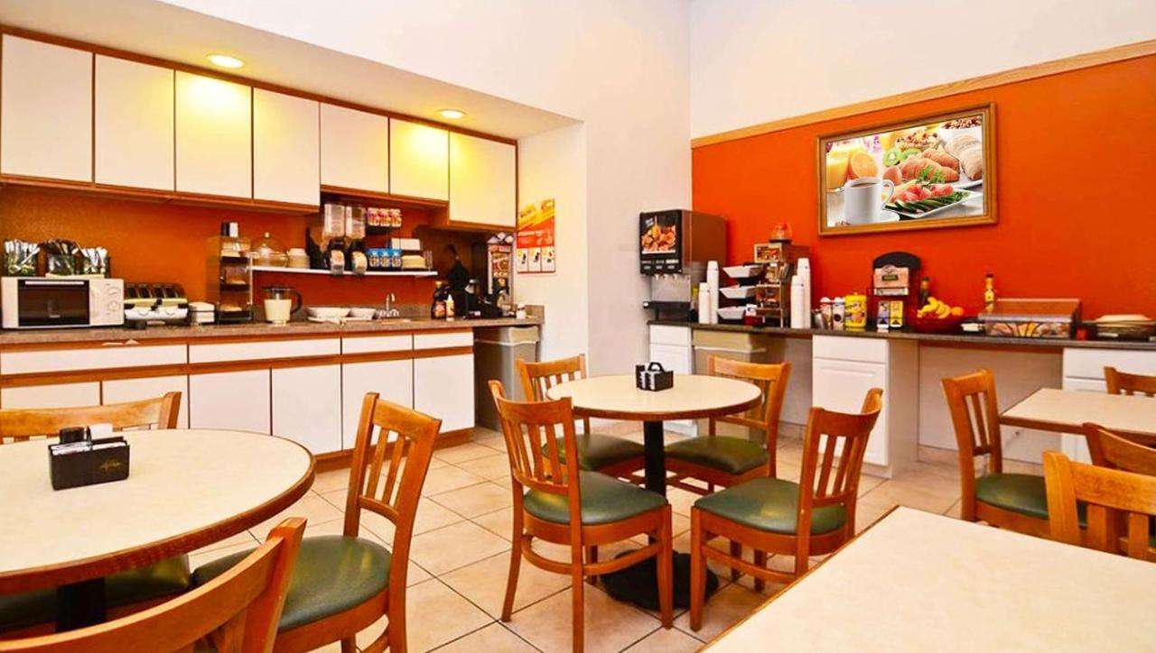 Magnuson Hotel מניטו ספרינגס מראה חיצוני תמונה
